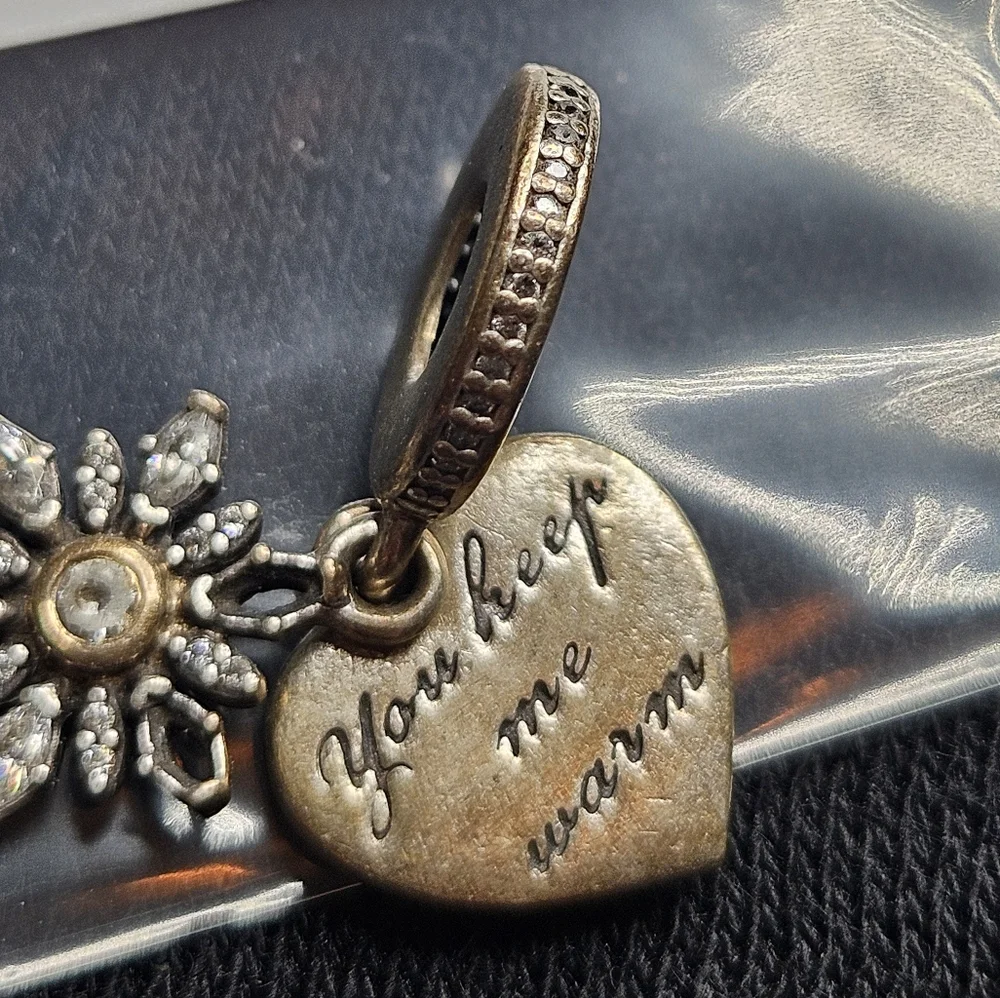 Pandora Charm You Keep Me Warm Snowflake Heart Dangles Silve4 925 ALE
